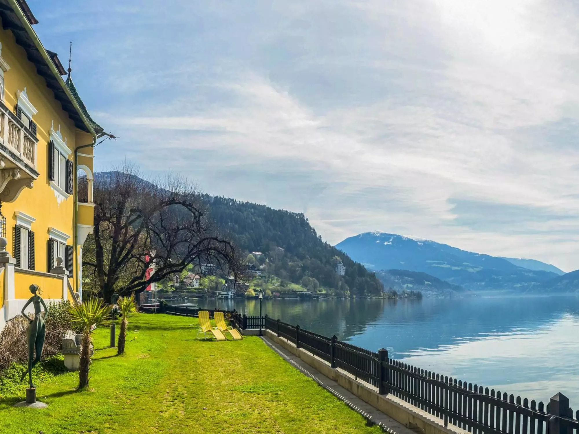 Hotel See-Villa on the lakeshore of Millstätter Sees in Carinthia (c) photo Hotel See-Villa
