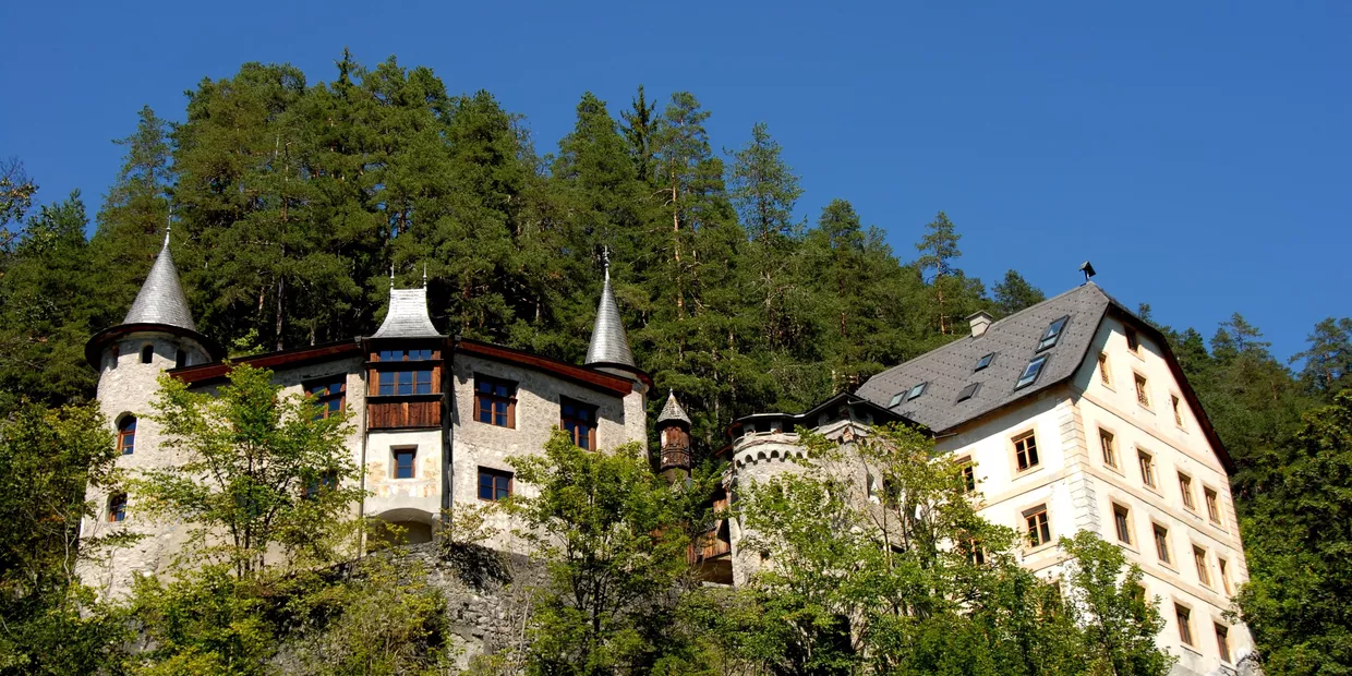 Naturresort Hotel Schloss Fernsteinsee in Nassereith